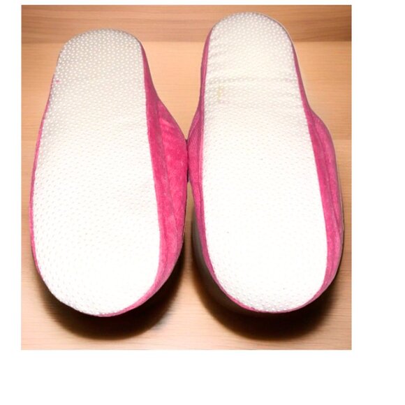 Mary Kay Pink Cosmetics Pink Spa Slippers Terrycloth Embroidered MK Logo Ladies - Picture 2 of 2